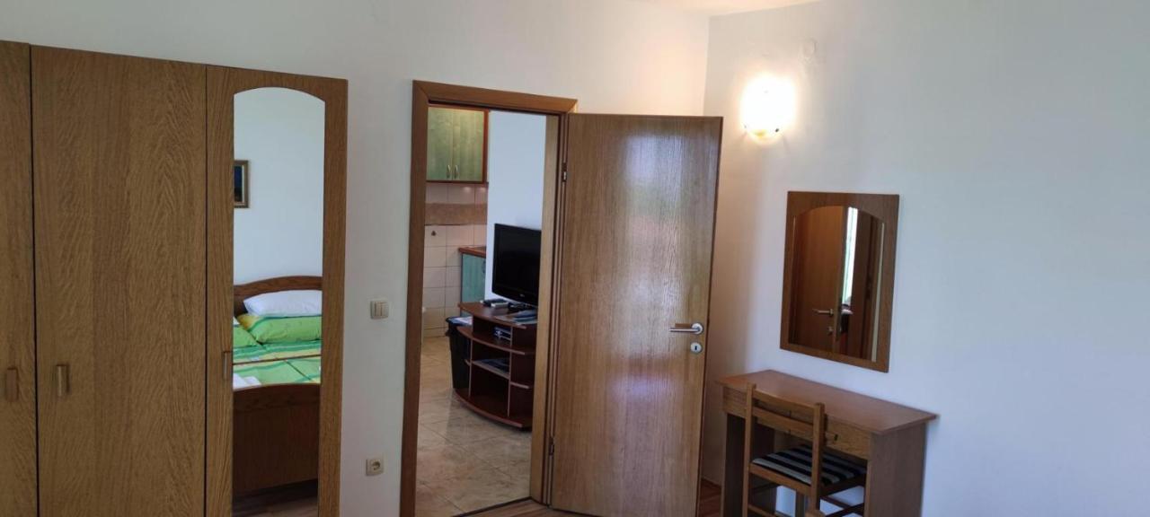 Apartments Sofija Slatine Ngoại thất bức ảnh